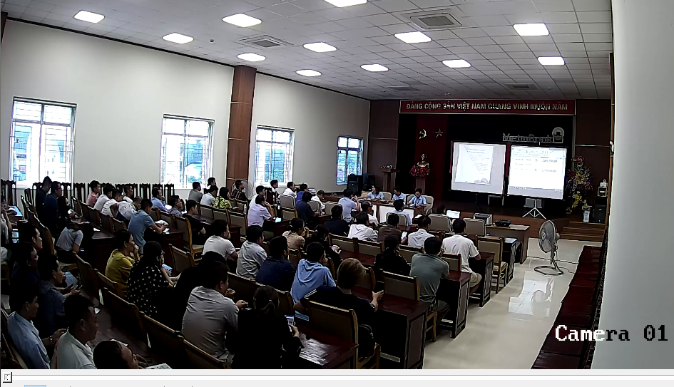 Toàn cảnh buổi đấu giá